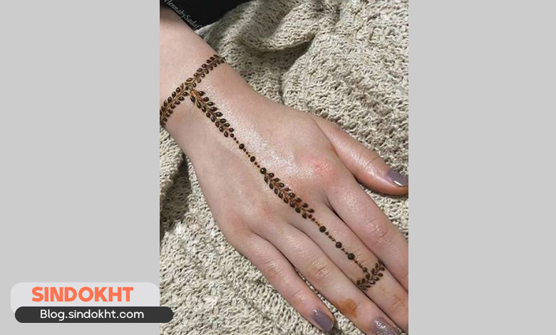 طرح حنا روی پا ساده و شیک