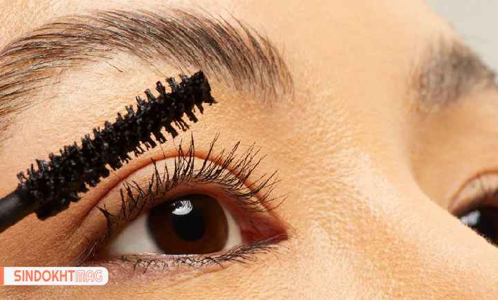 ریمل معمولی روی مژههای کوتاه