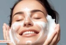 اشتباهات رایج در شست‌وشوی صورت جوش‌دار